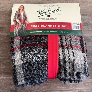 WOOLRICH Woolen Mills Cozy Blanket Wrao Luxe Soft Travel Friendly! NWT